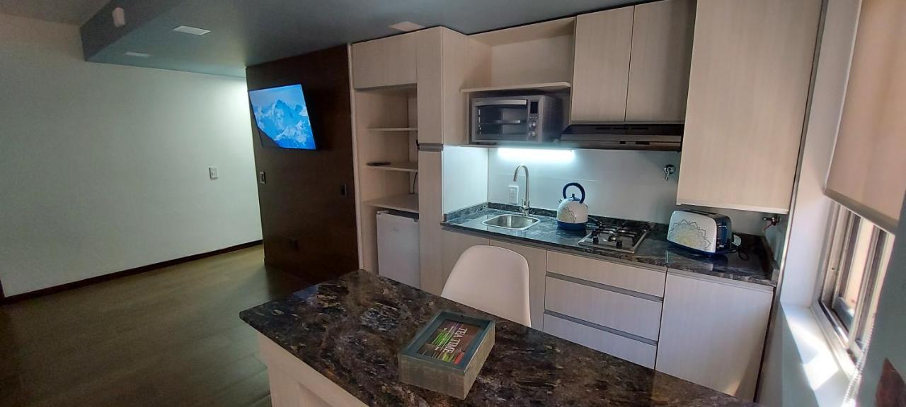 Departamento Con Cochera Muy Bien Ubicado En Ciudad 门多萨 外观 照片