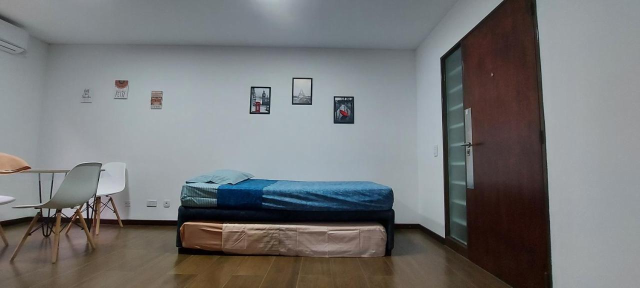 Departamento Con Cochera Muy Bien Ubicado En Ciudad 门多萨 外观 照片